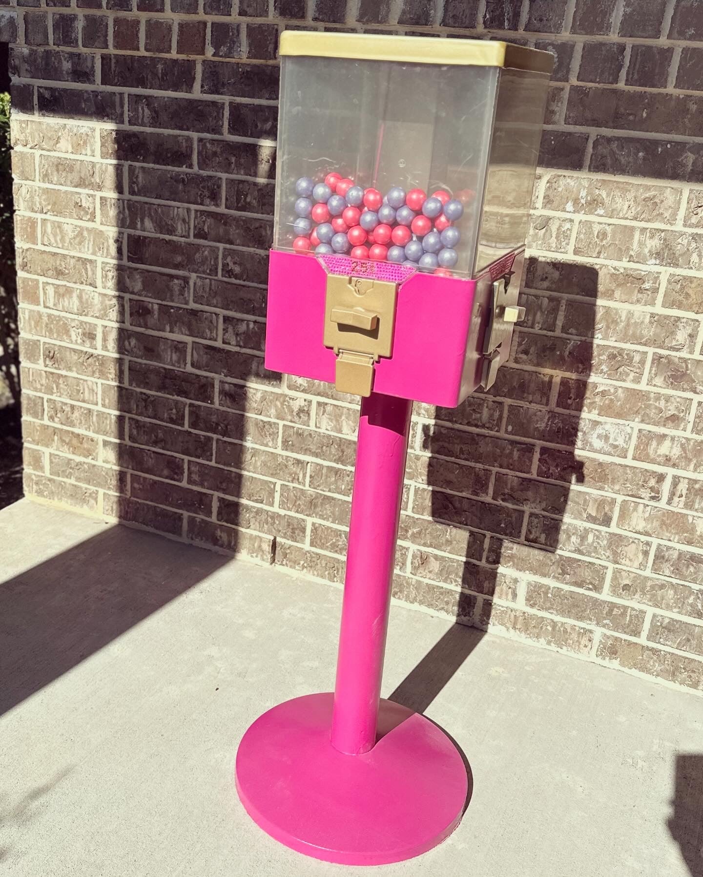 Refurbished Pink 4-way Spinning Candy Dispenser