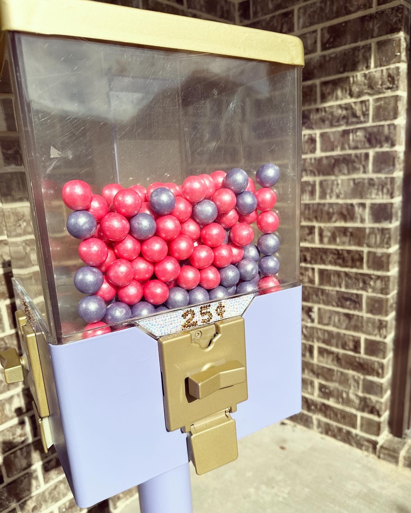 Refurbished Purple 4-way Spinning Candy Machine