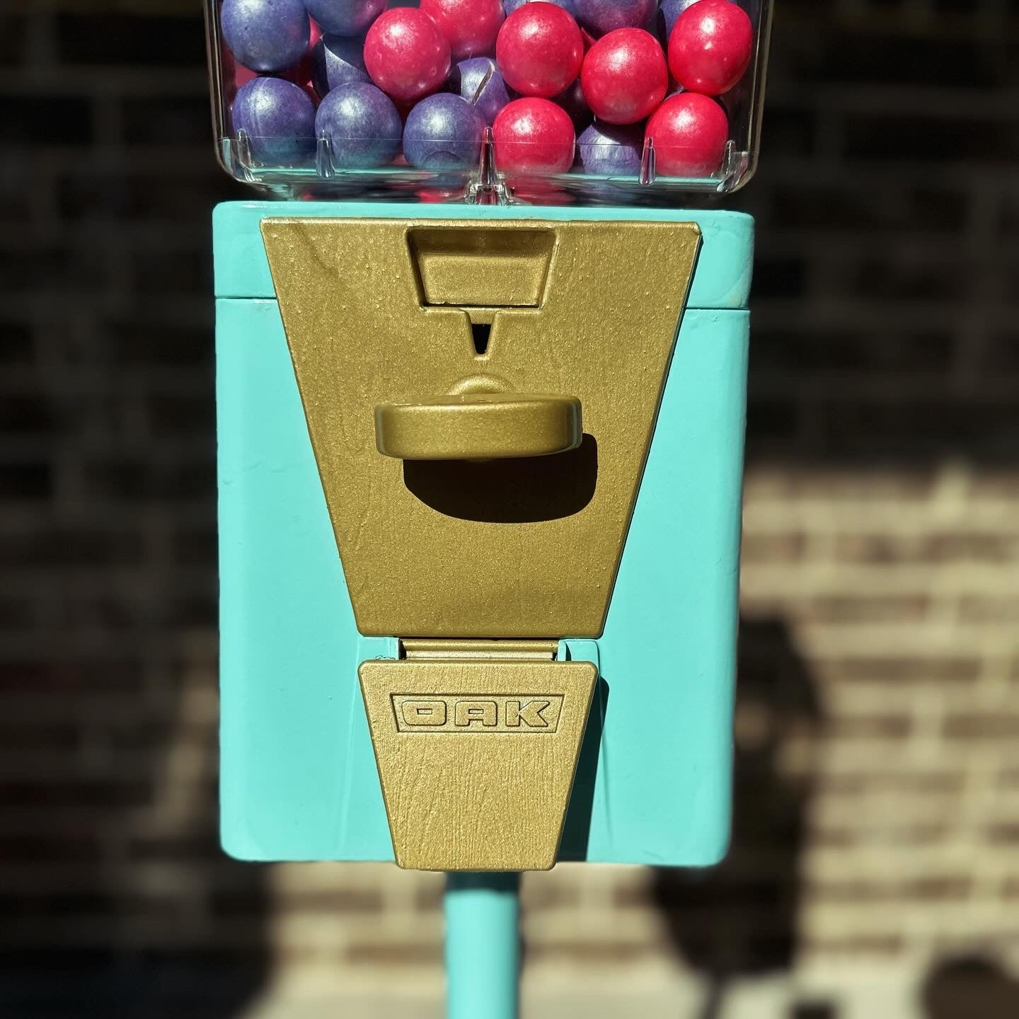 Refurbished Gumball Machine on Stand in Blue