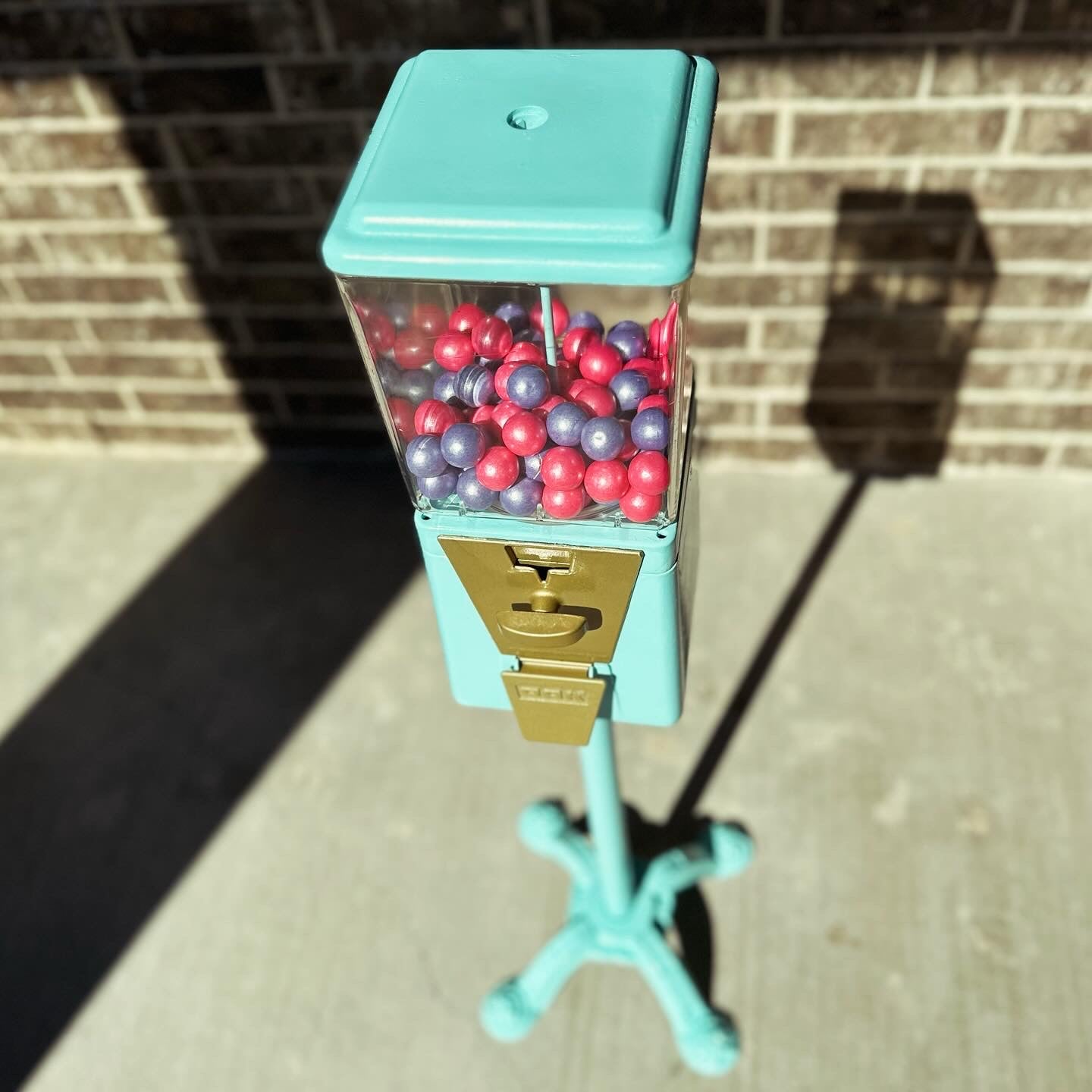 Refurbished Gumball Machine on Stand in Blue