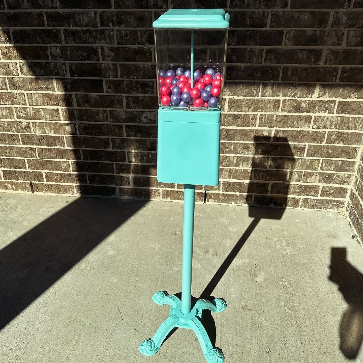 Refurbished Gumball Machine on Stand in Blue